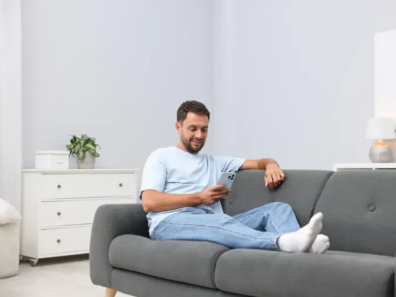 Same-Day iPhone Screen Repair Services at DADY MOBILS Barcelona